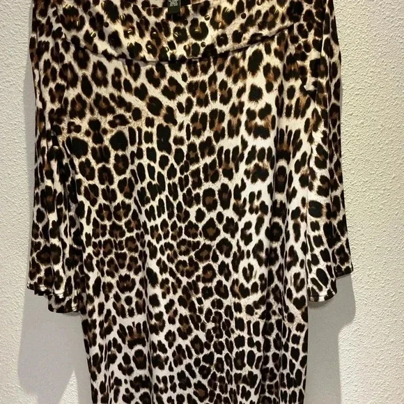 Alfani Woman Size OX Leopard Print 3/4 Inch Bell Sleeves Square Neck W/rib-bits - Picture 2 of 6